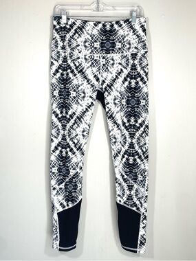 Victoria’s Secret VSX Sport Knockout Leggings Tie Dye Black White High Rise